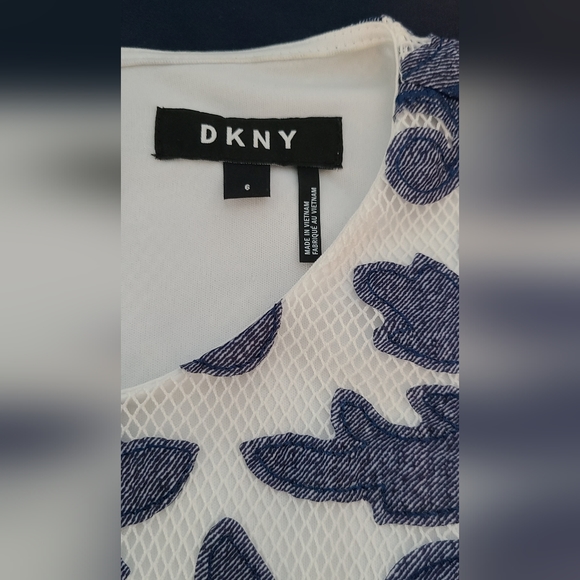 DKNY White and Blue Fit & Flare Dress Size 6 - Picture 4 of 5